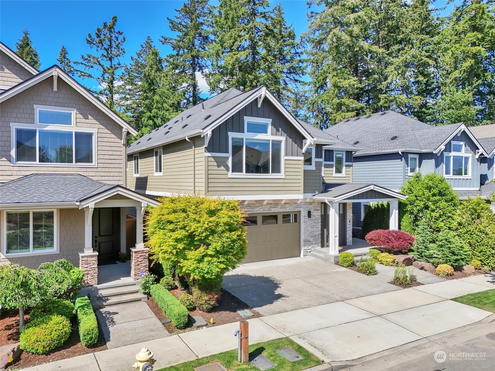 Property Photo: 17340 123rd Way NE WA 98052