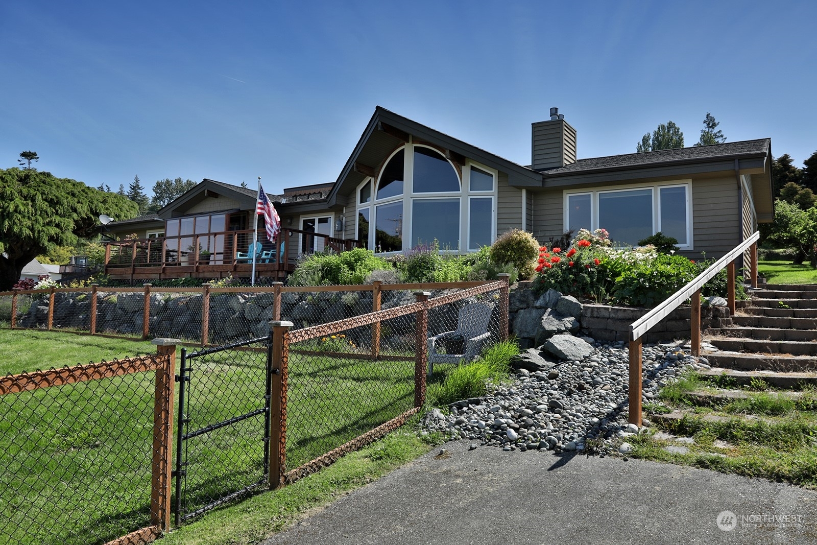 Property Photo:  260 Kai Road  WA 98249 