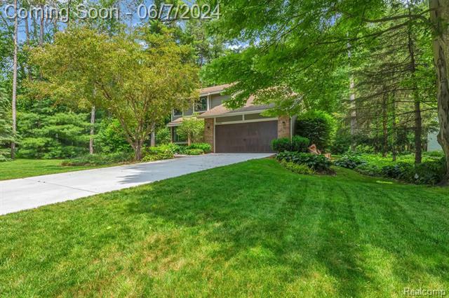 Property Photo:  4095 Emerald Pines Drive  MI 48390 