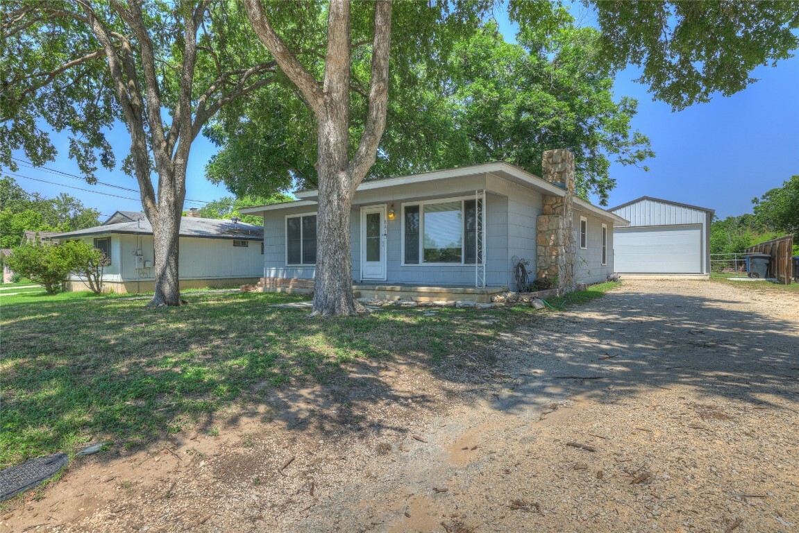 Property Photo:  841 Josephine Street  TX 78130 