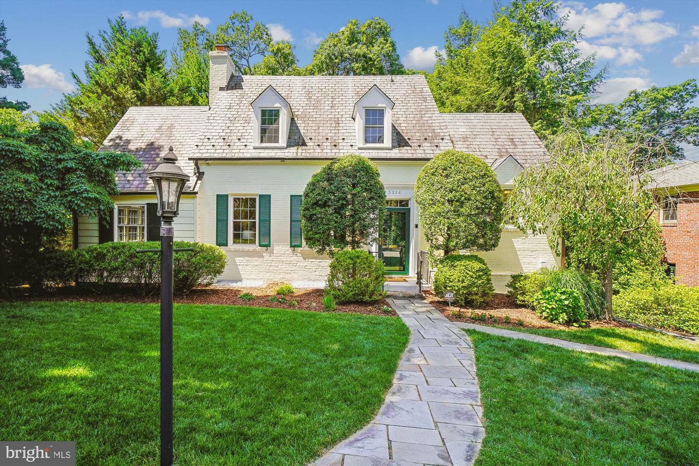 Property Photo: 5314 Worthington Drive MD 20816