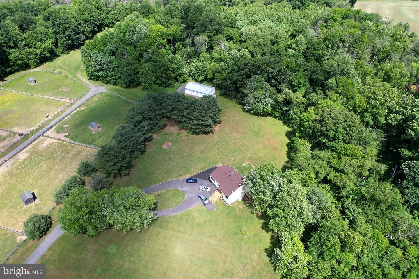 Property Photo:  1020 Hedding Jacksonville Road  NJ 08505 