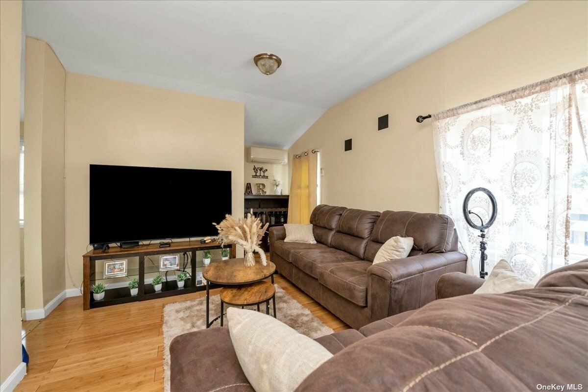 Property Photo:  135-07 223rd Street  NY 11413 