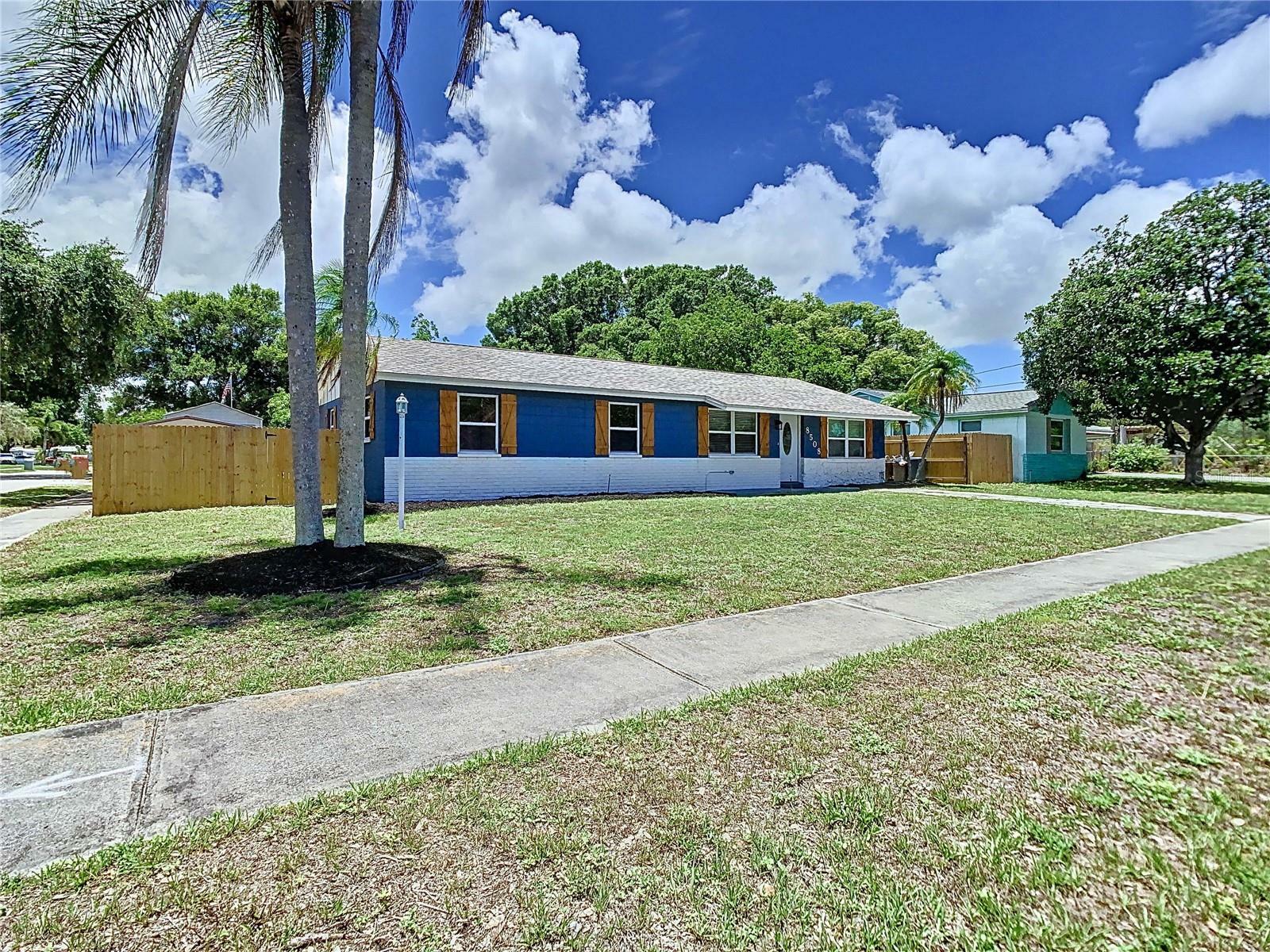 Property Photo:  8508 Portulaca Avenue  FL 33777 