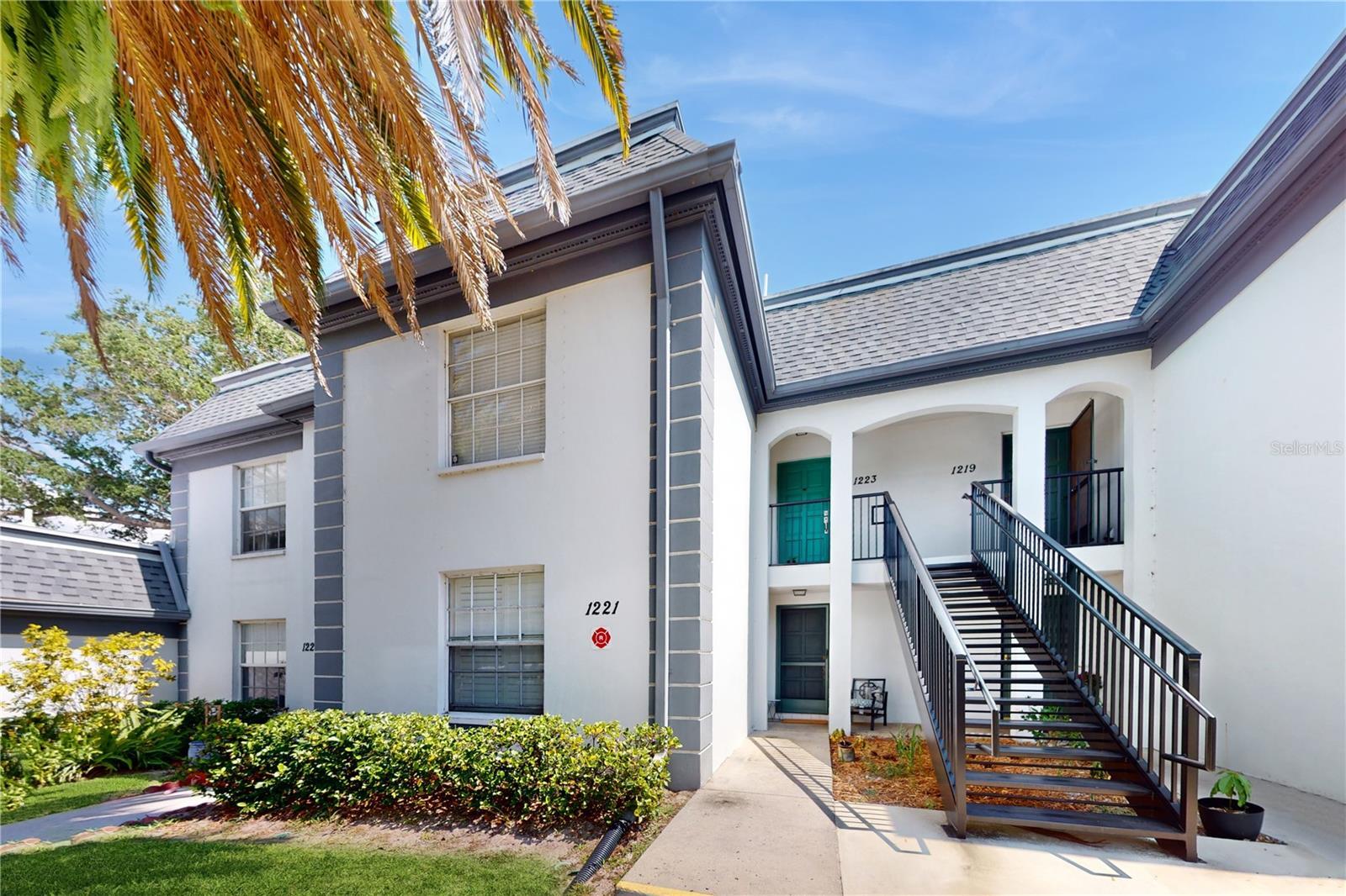 Property Photo: 1221 N McMullen Booth Road 1221 FL 33759
