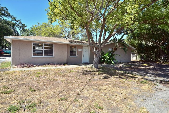 Property Photo: 11697 Walsingham Road FL 33778