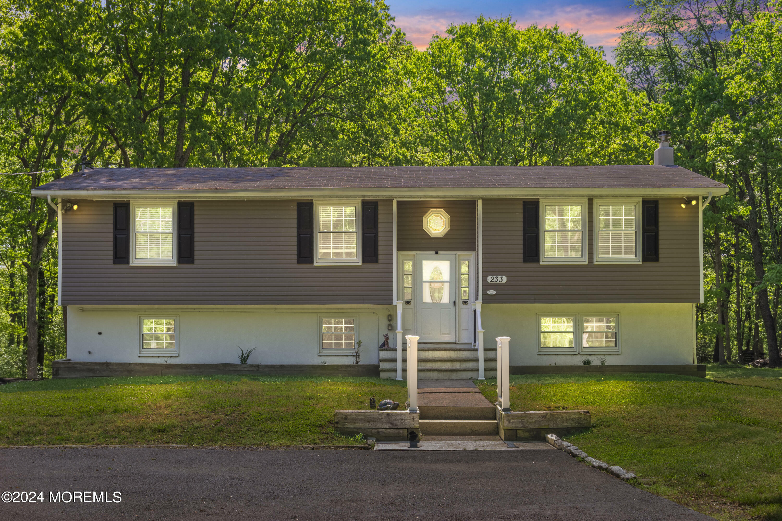 Property Photo:  233 Old Forge Road  NJ 08831 