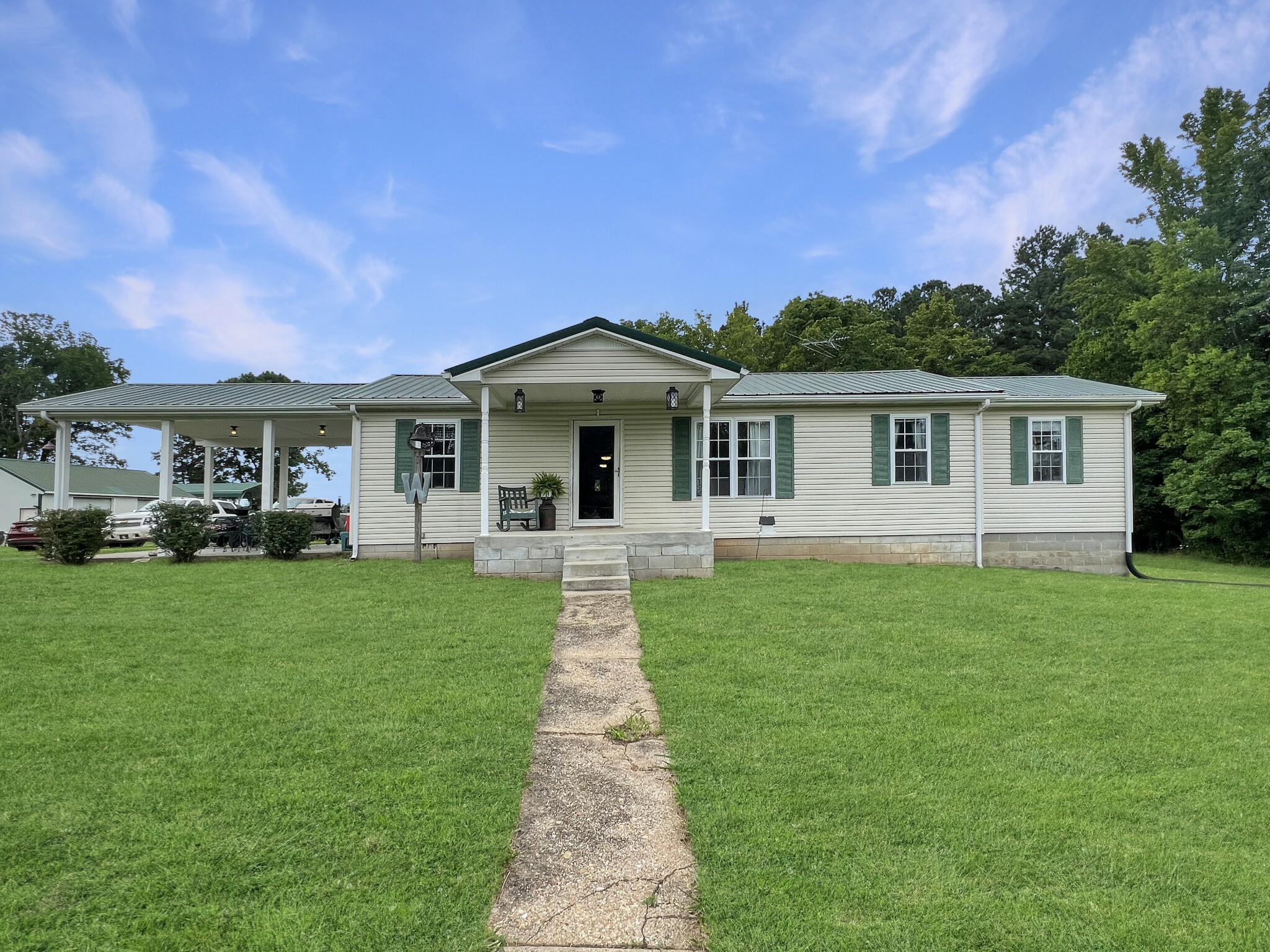 Property Photo:  152 Antioch Rd  TN 37028 