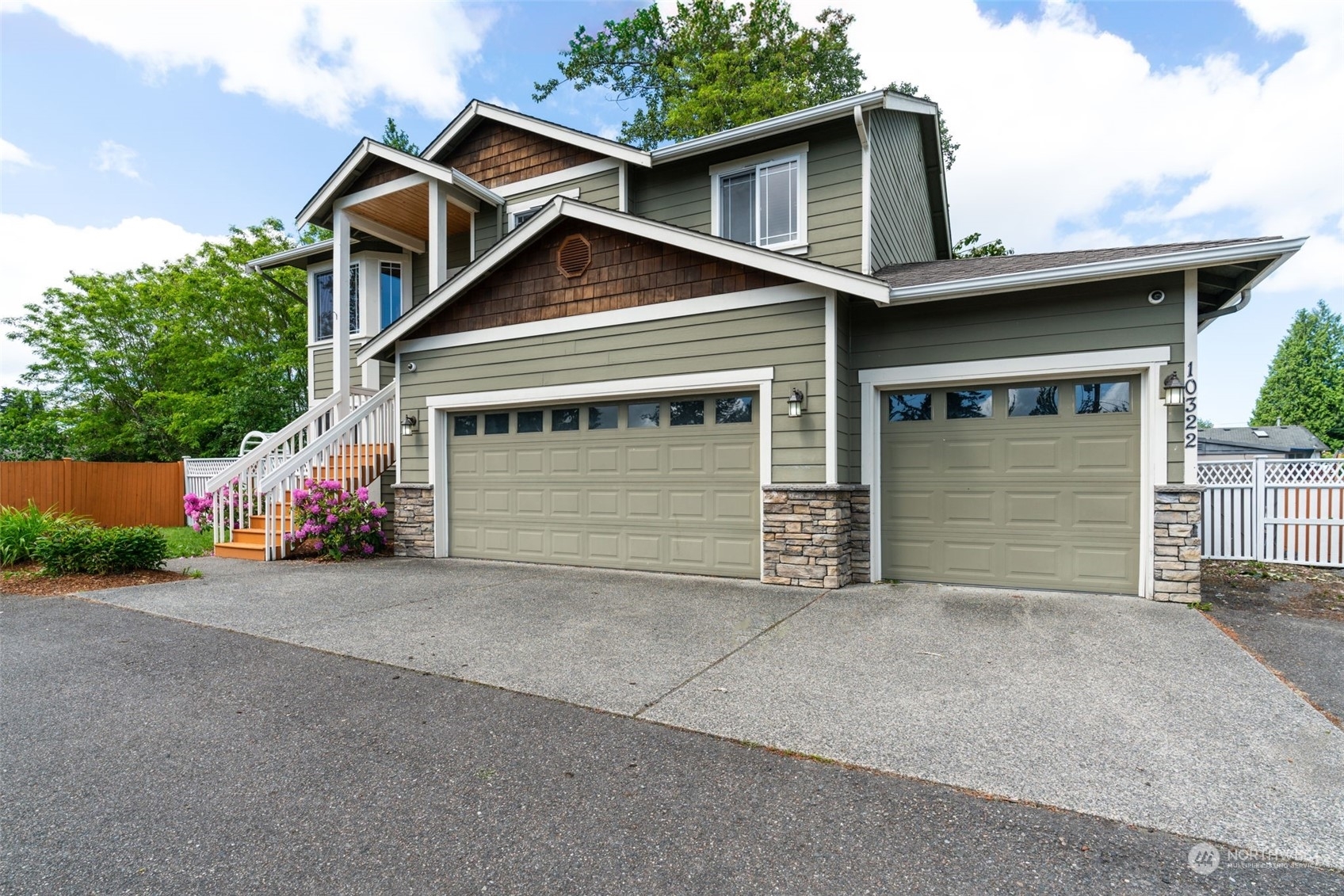 Property Photo:  10322 1st Drive SE  WA 98208 