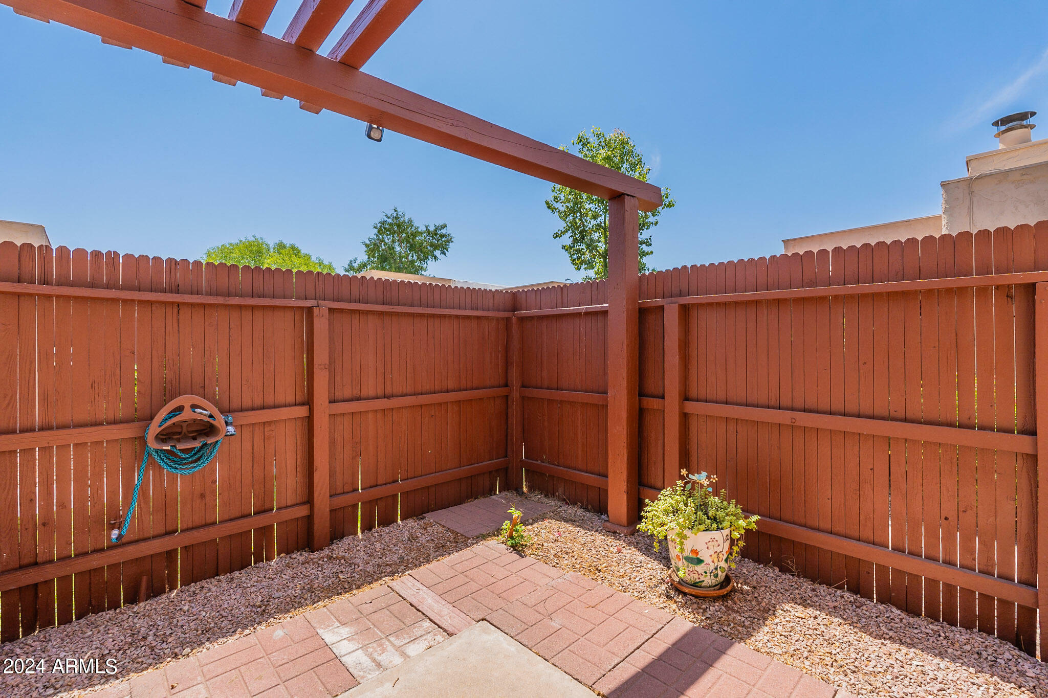 Property Photo:  1040 E Pueblo Road  AZ 85020 