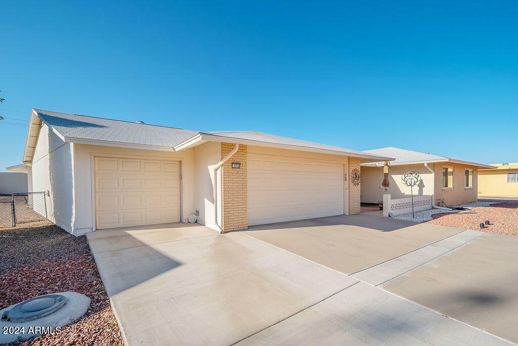 Property Photo: 9710 W Campana Drive AZ 85351
