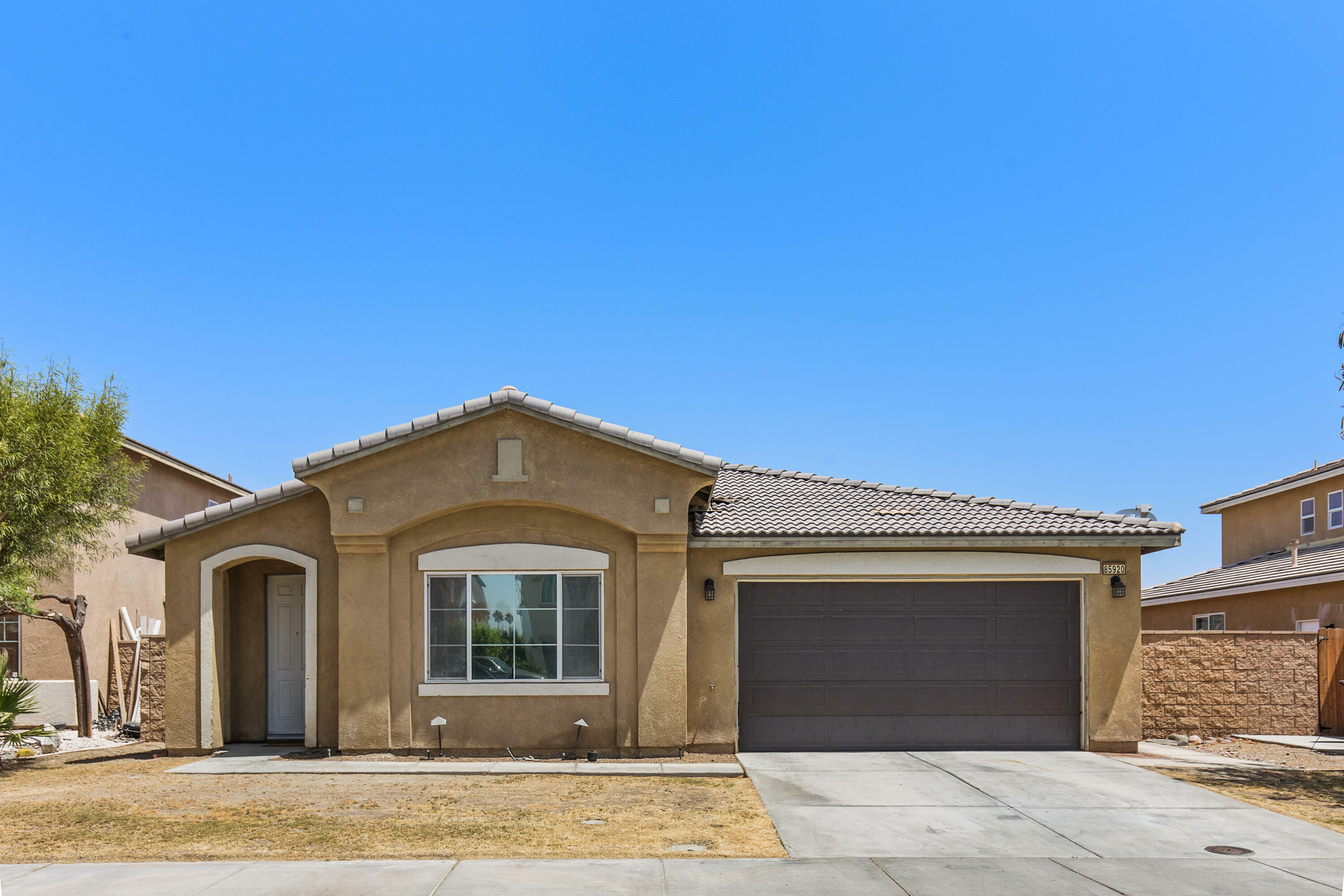 Property Photo:  85920 Avenida Raylynn  CA 92236 