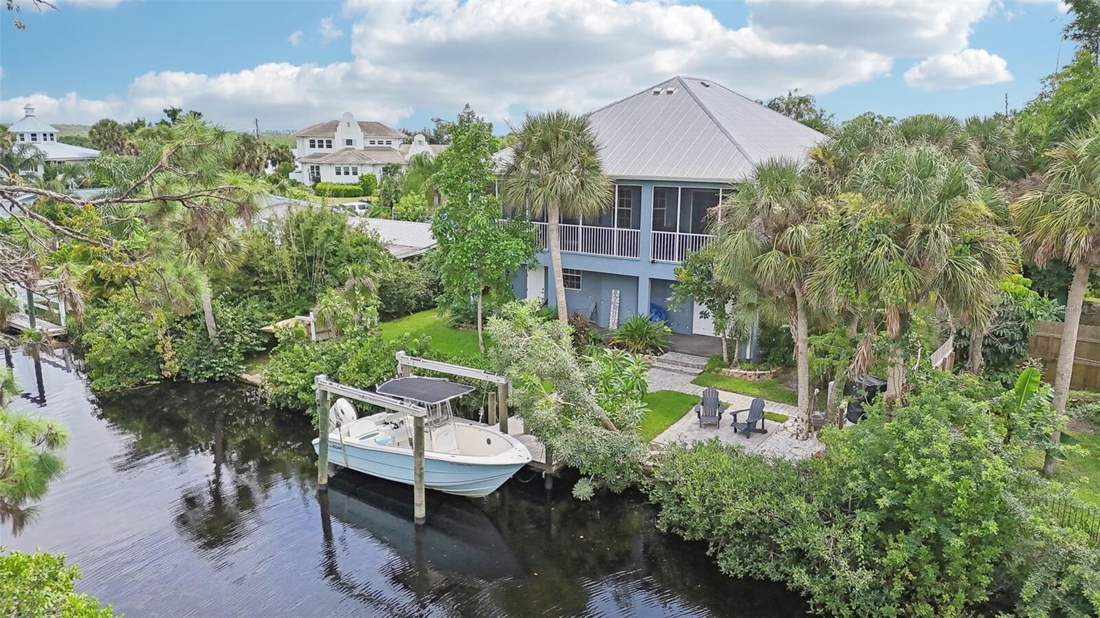 Property Photo:  9033 Allapata Lane  FL 34293 