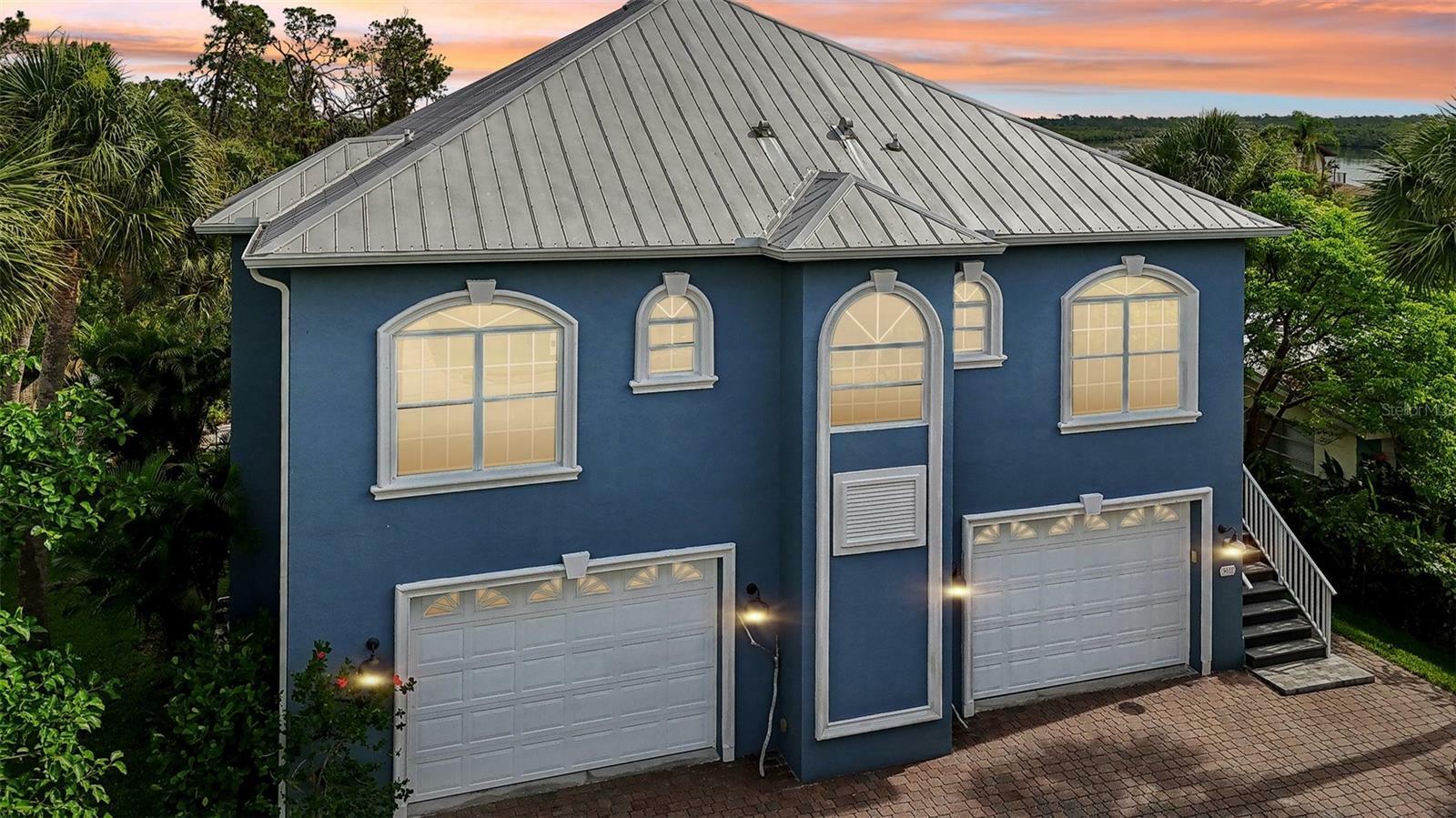 Property Photo: 9033 Allapata Lane FL 34293