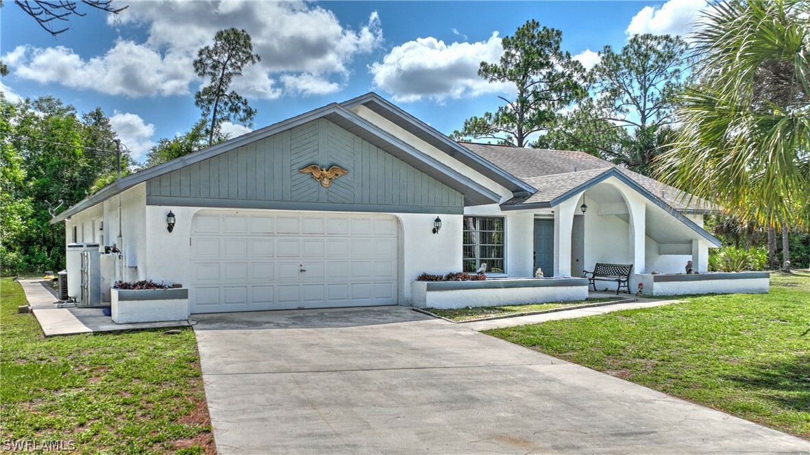 Property Photo:  320 Leroy Avenue  FL 33936 