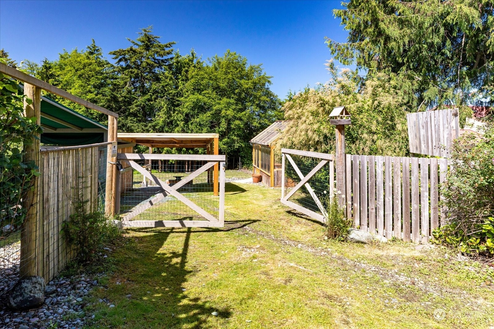 Property Photo:  121 Perry Drive  WA 98239 