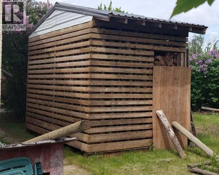 Photo de la propriété:  285125 W3rd  SK S0M 0T0 