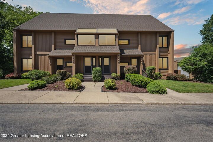 1442 Treetop Drive  Okemos MI 48864 photo