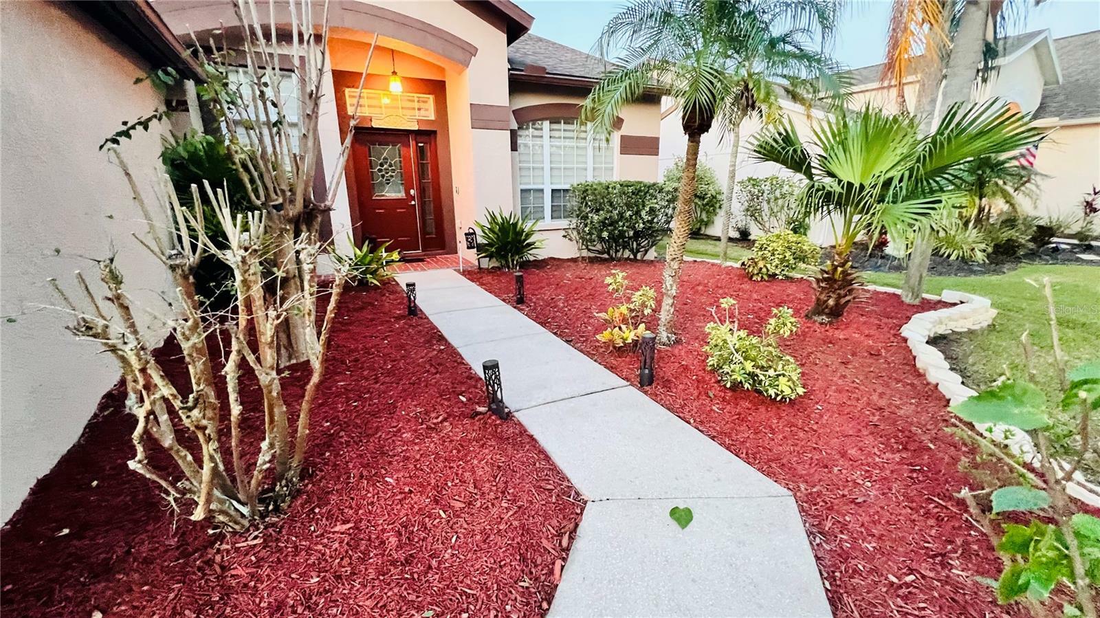 Property Photo:  4614 River Close Boulevard  FL 33596 