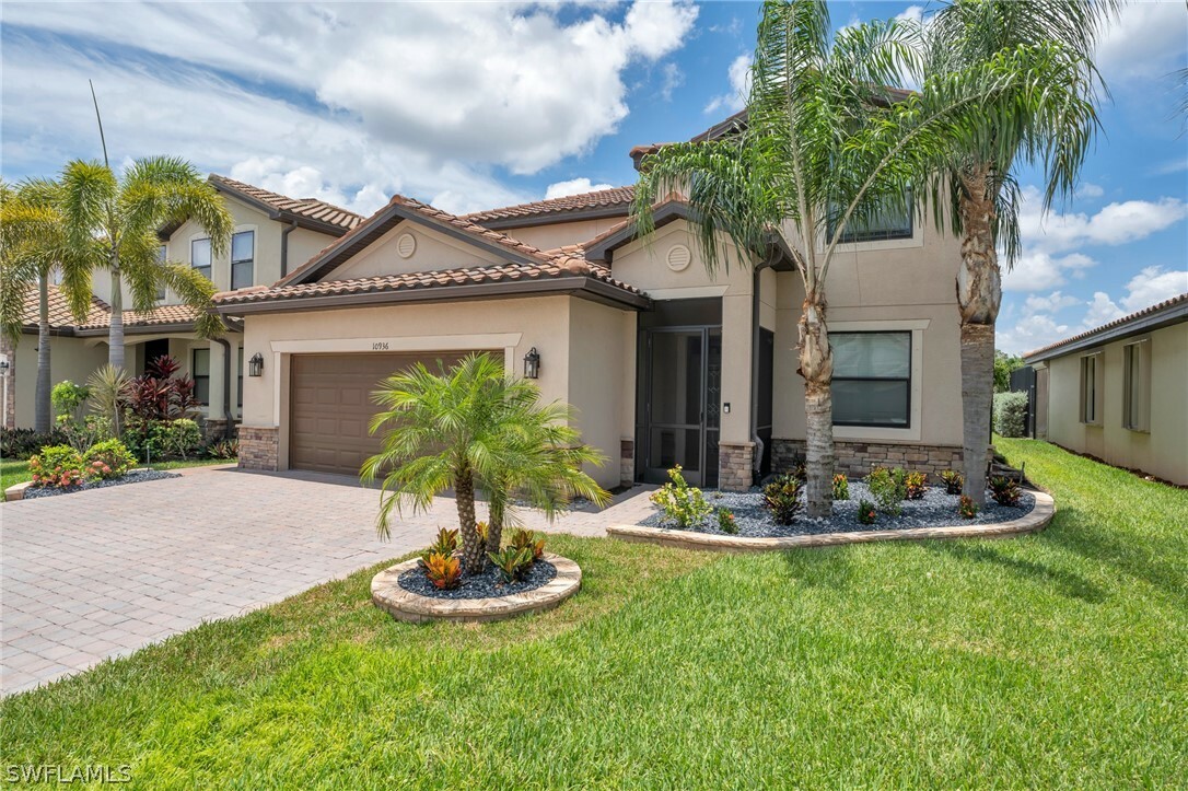 Property Photo:  10936 Cherry Laurel Drive  FL 33912 