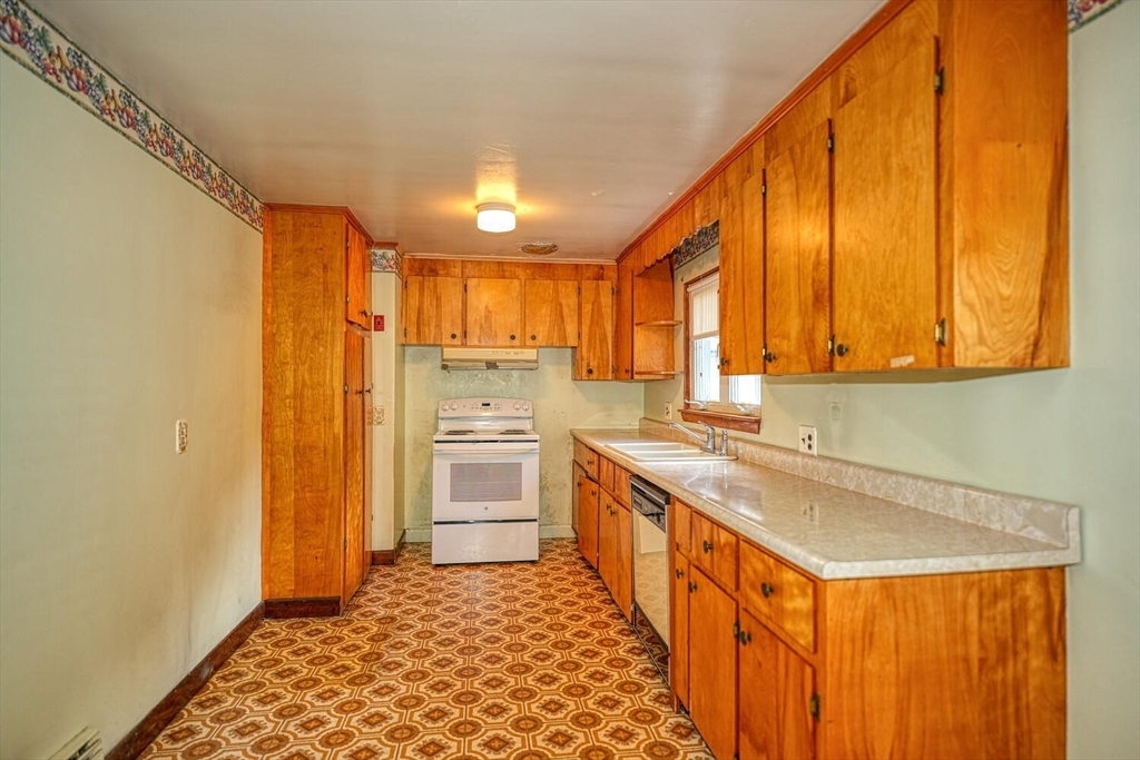 Property Photo: 26 Middlesex St MA 02054