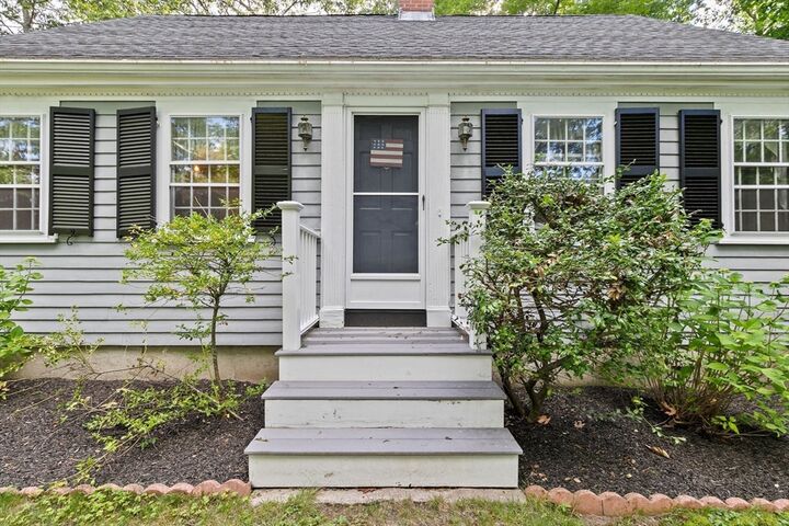 Property Photo: 10 Ridge Top Rd MA 02025