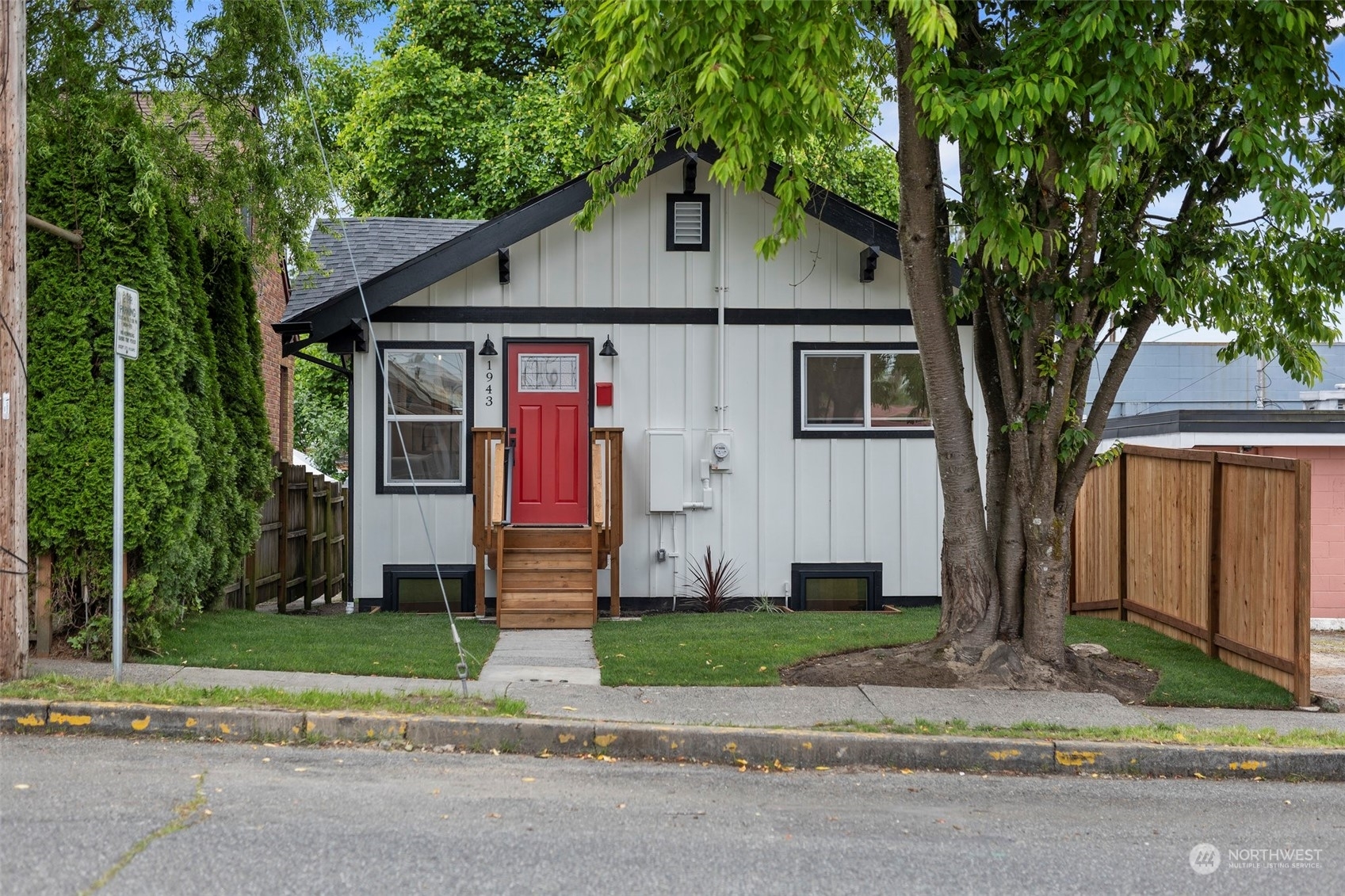 Property Photo:  1943 5th Street  WA 98337 