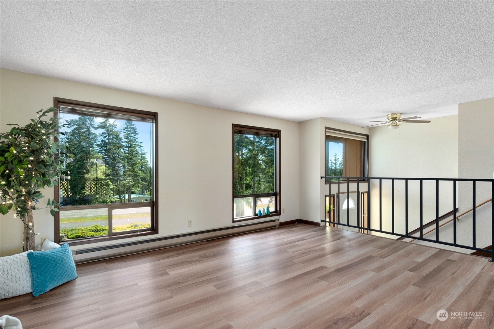 Property Photo:  1594 Douglas Street  WA 98277 