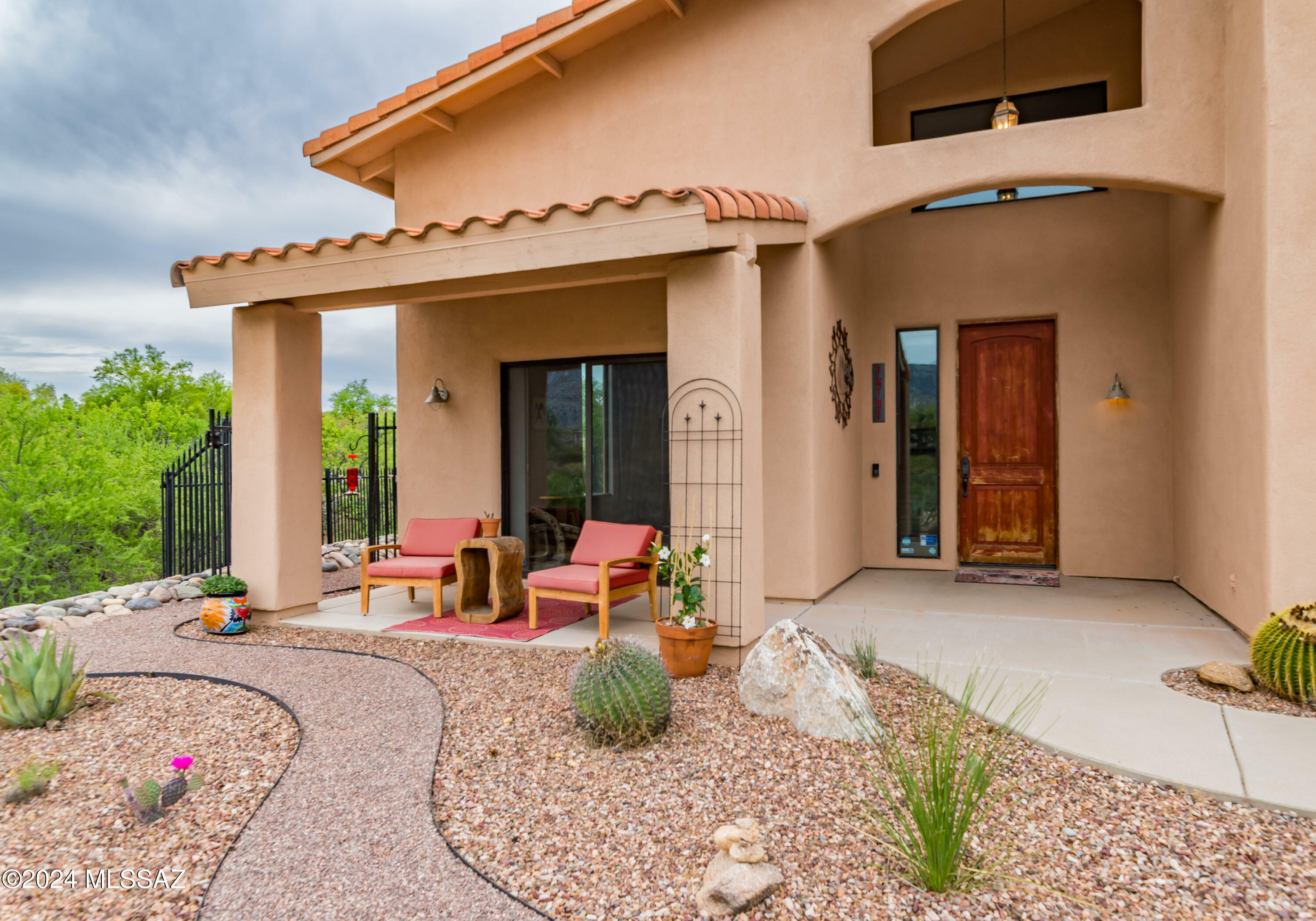 Property Photo:  16131 N Meadowcrest Road  AZ 85739 