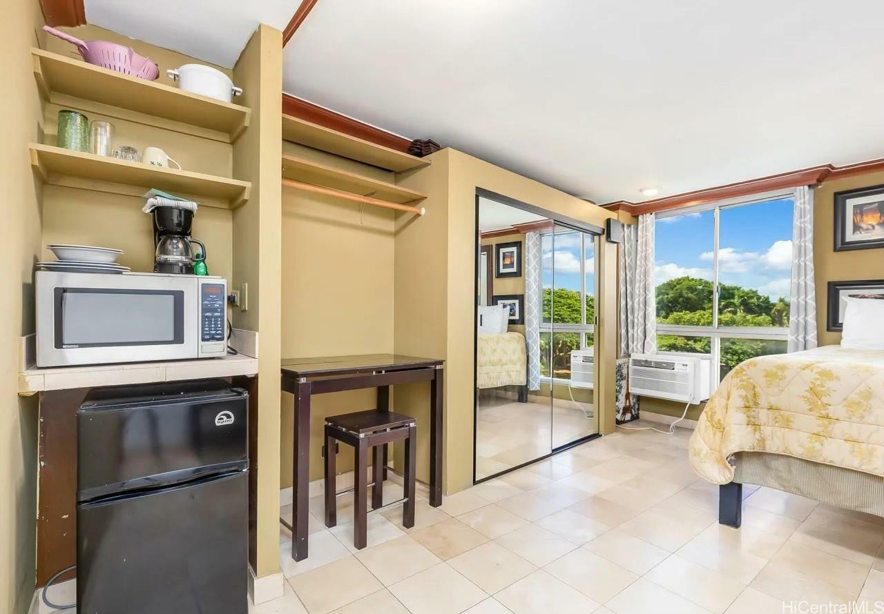 Property Photo:  134 Kapahulu Avenue 416  HI 96815 