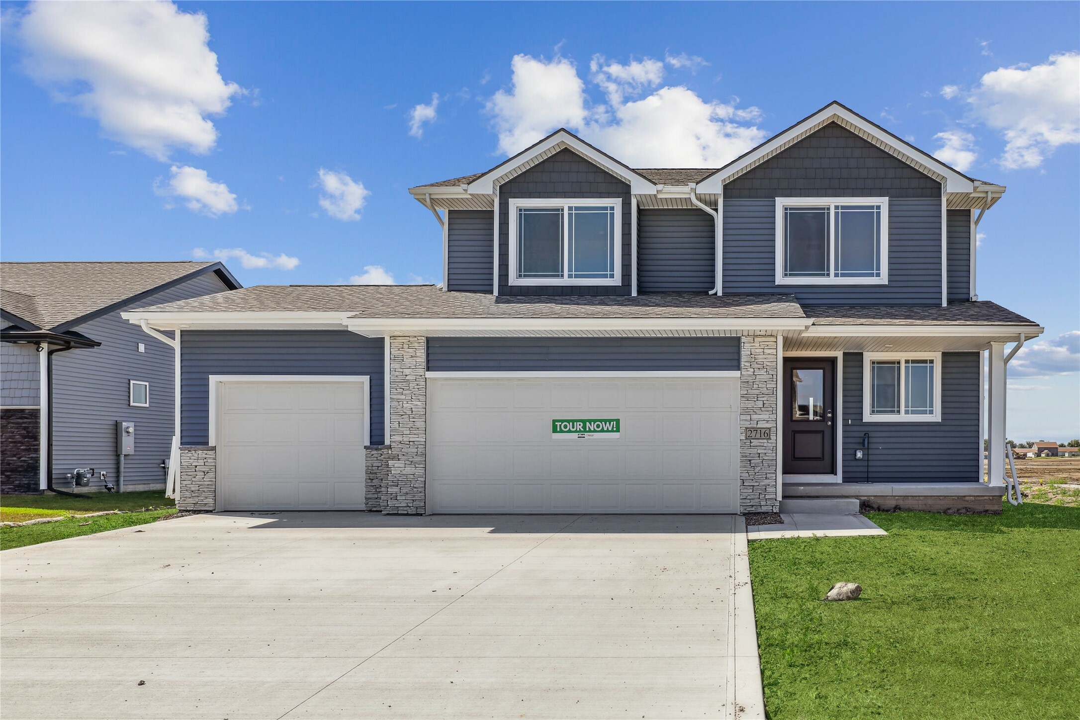Property Photo: 2716 NW Boulder Point Place IA 50023