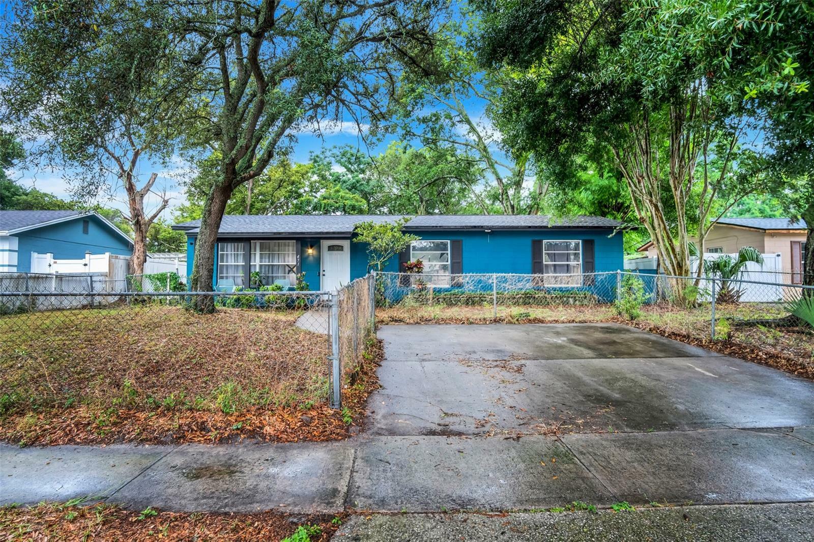 Property Photo:  471 Meadow Sweet Court  FL 34761 