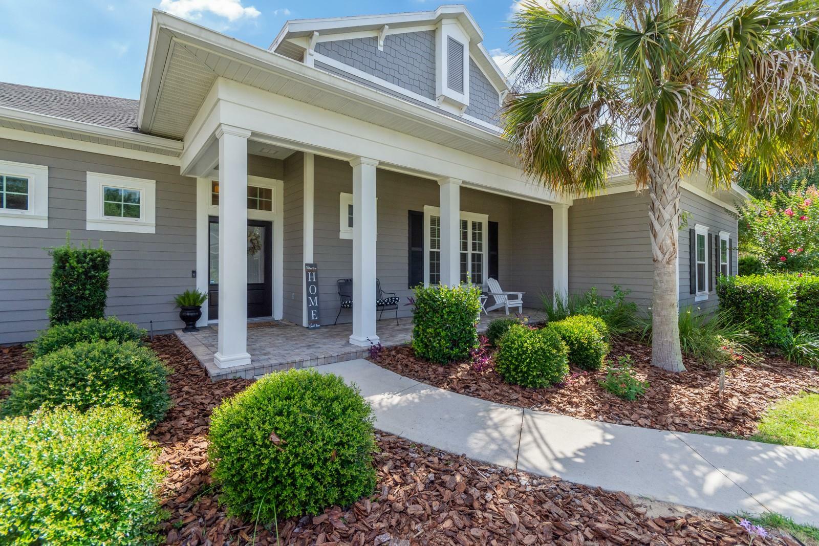 Property Photo: 14127 NW 29th Avenue FL 32606