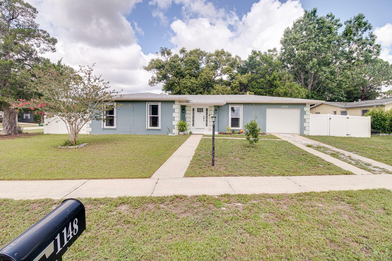 Property Photo:  1148 Snowden Avenue  FL 32725 