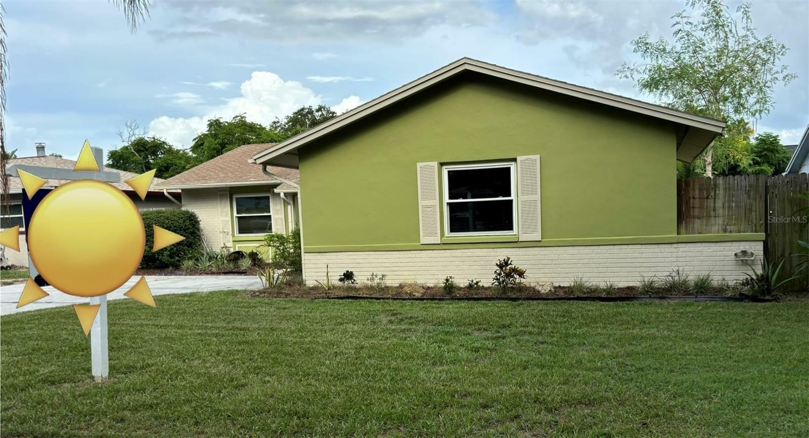 Property Photo:  1705 Fox Run Drive  FL 34689 