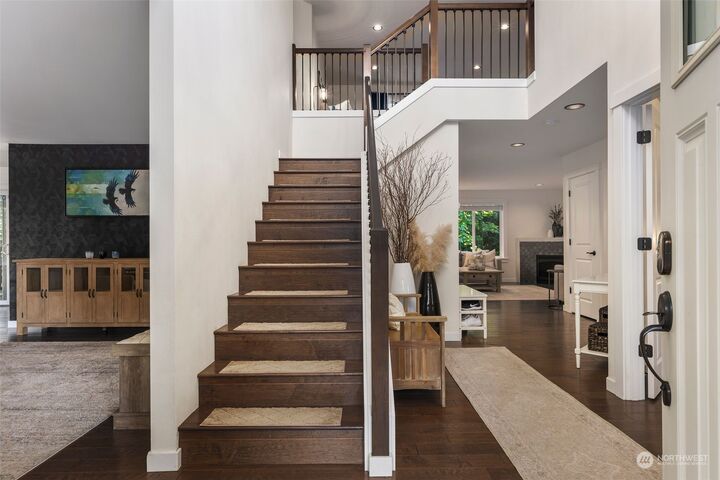 Property Photo: 13616 Broadway Avenue WA 98296
