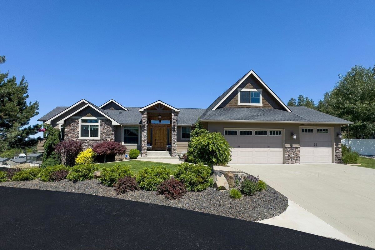 Property Photo:  4806 S Rowan Terrace Ln  WA 99206 