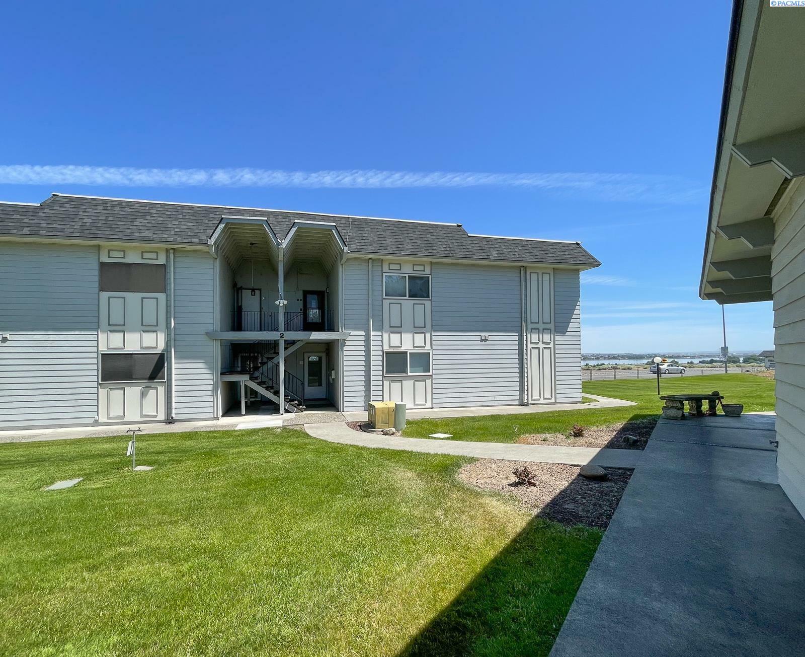 Property Photo:  2401 W Canal Drive 2D  WA 99336 