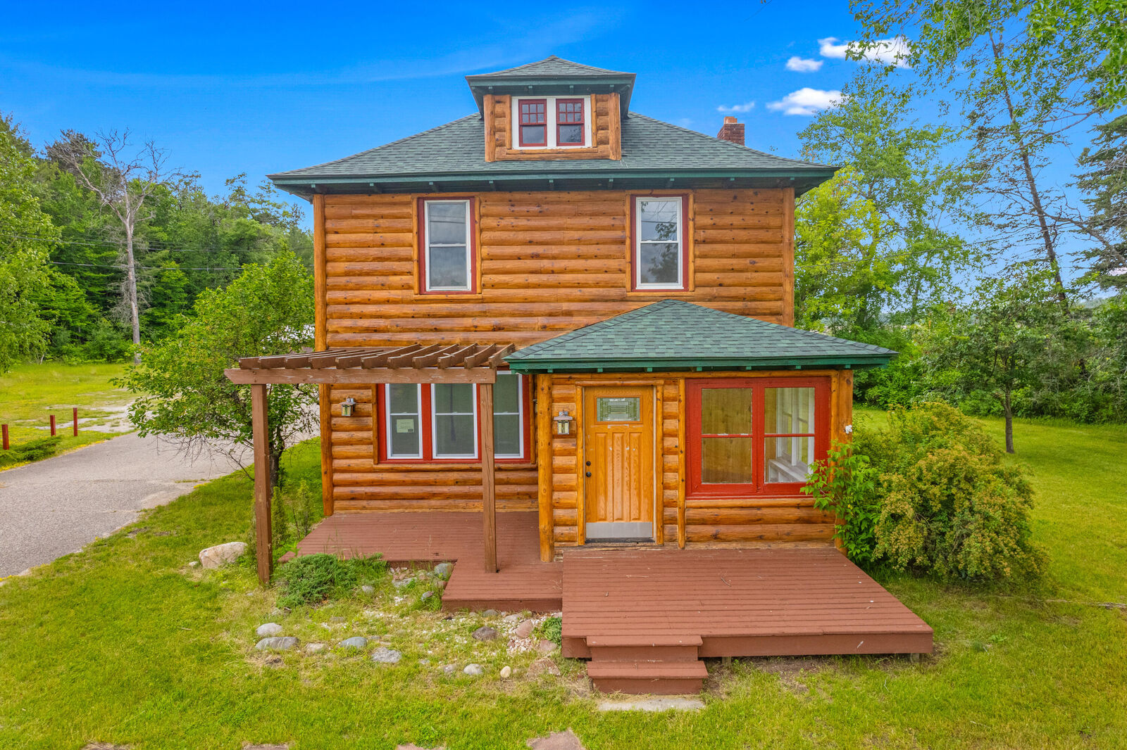 Property Photo: 701 Morenci Avenue MI 48647