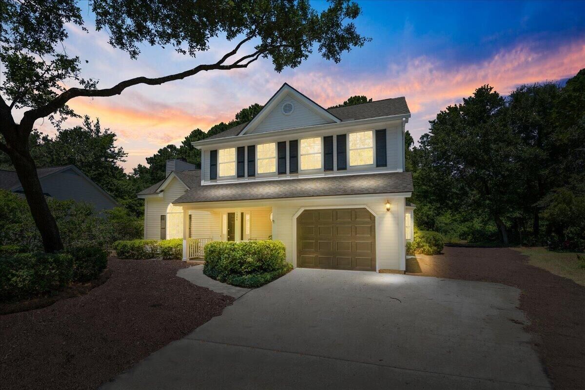 Property Photo: 1924 Oak Tree Lane SC 29464