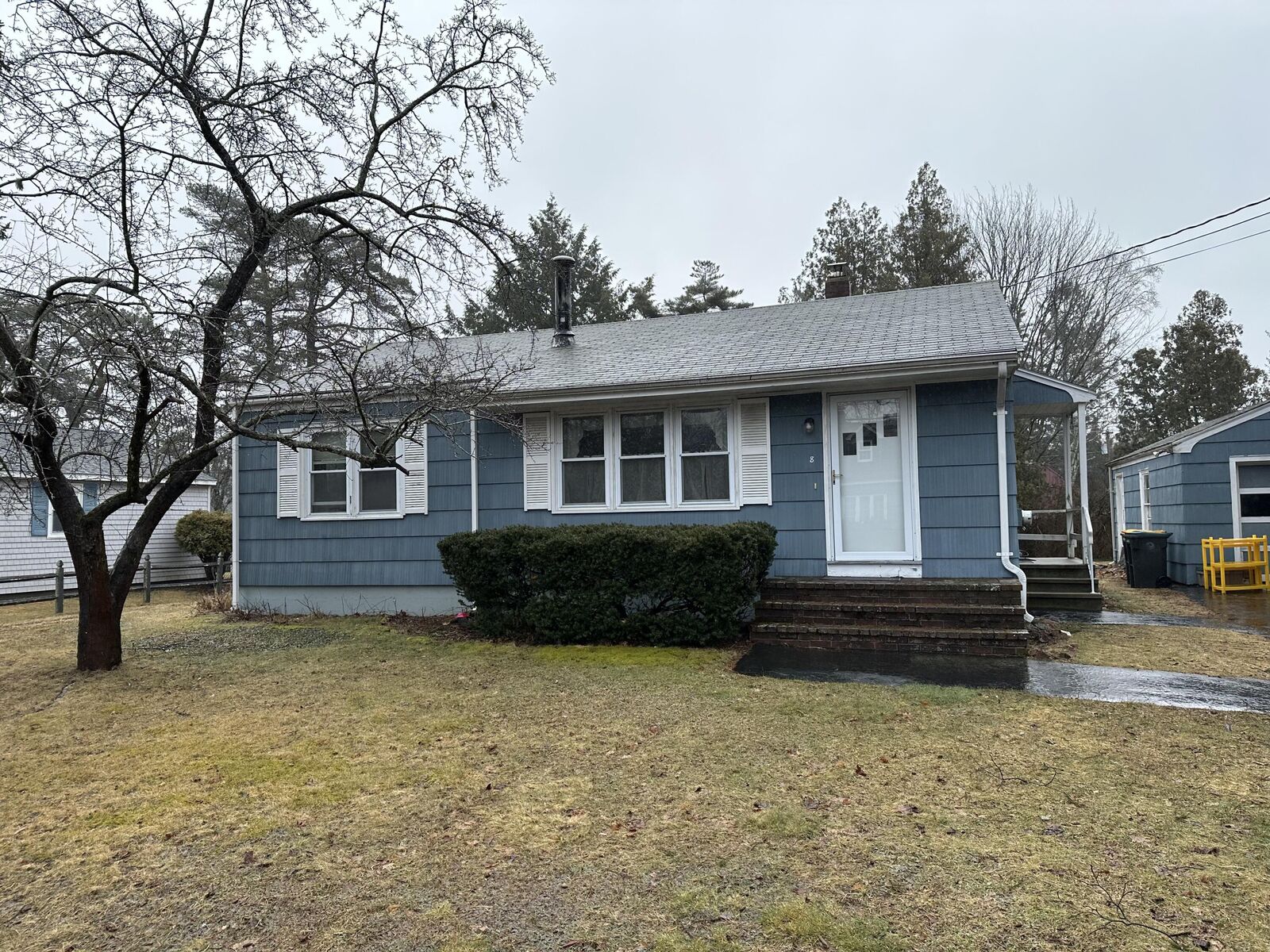 Property Photo: 8 Pleasant Avenue ME 04074