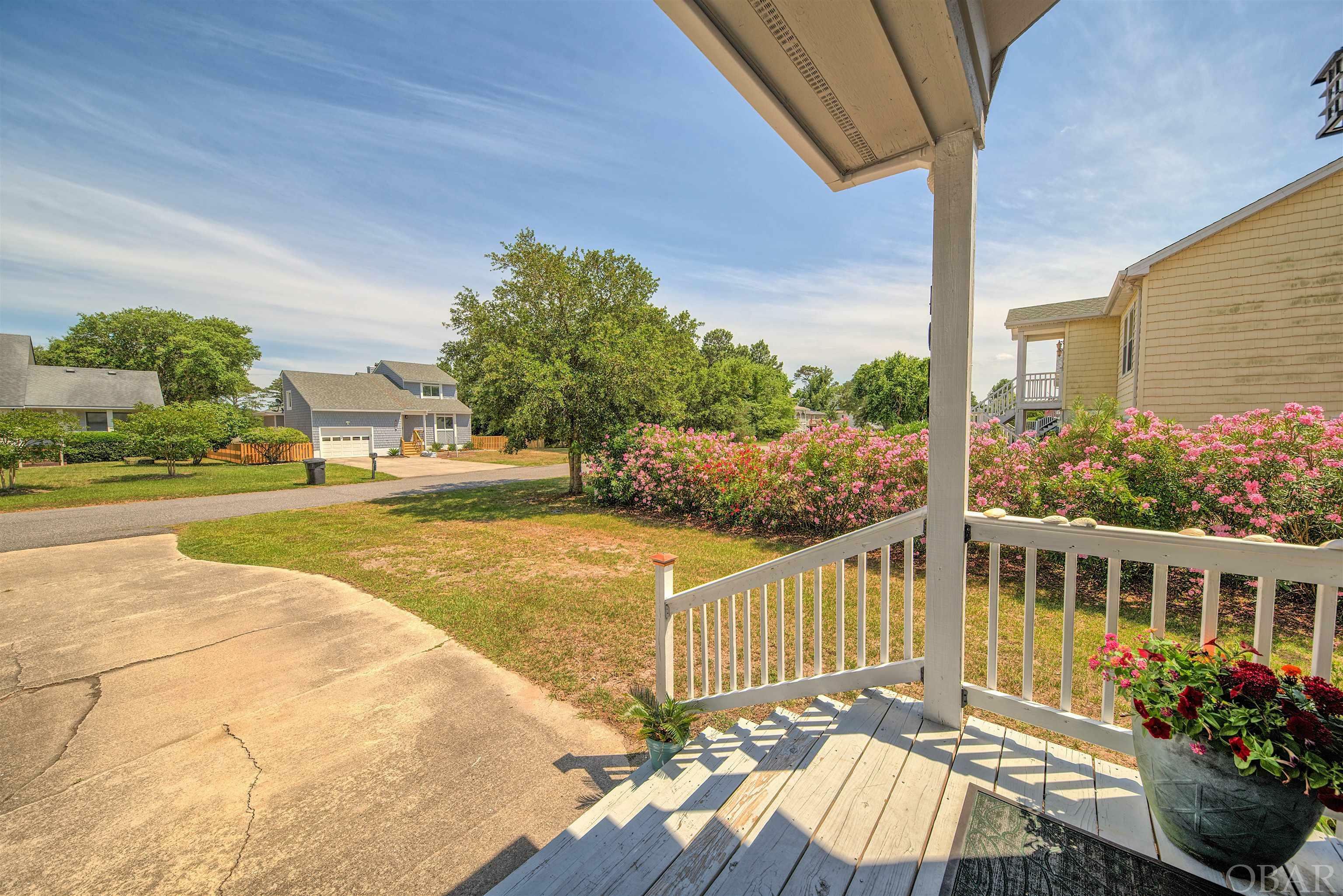 Property Photo:  4040 Pineway Drive  NC 27949 