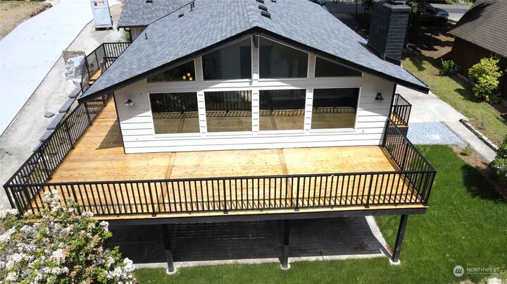 Property Photo:  4806 W Tapps Drive E  WA 98391 