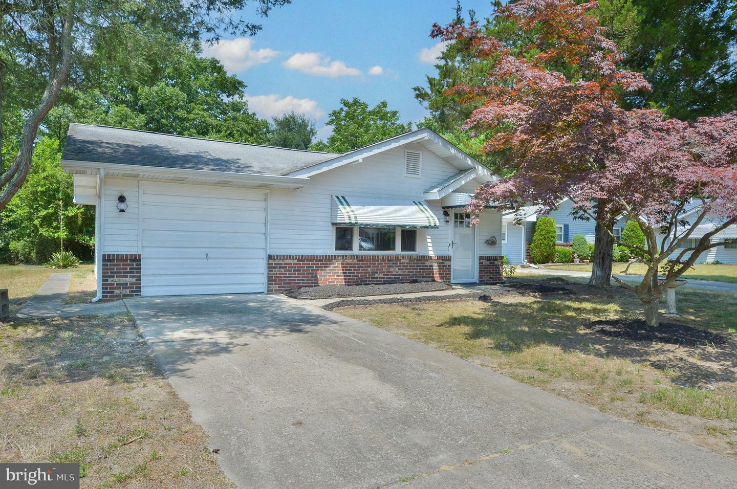 Property Photo:  238 Elmtowne Boulevard  NJ 08037 