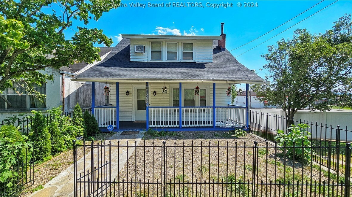 2431 Washington Street  Charleston WV 25357 photo