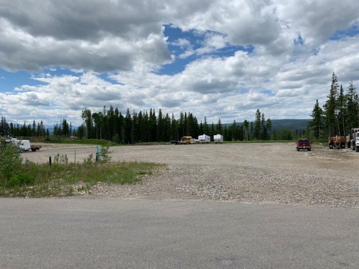 Property Photo: 366 Fleming Dr AB T7V 0B1