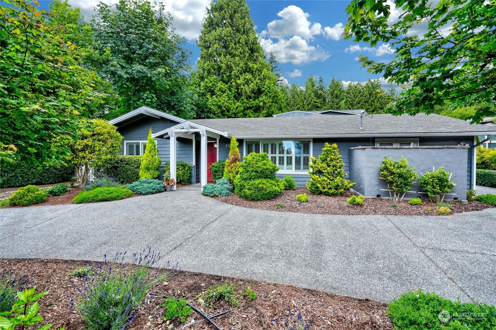 Property Photo:  4600 108th Avenue NE  WA 98033 