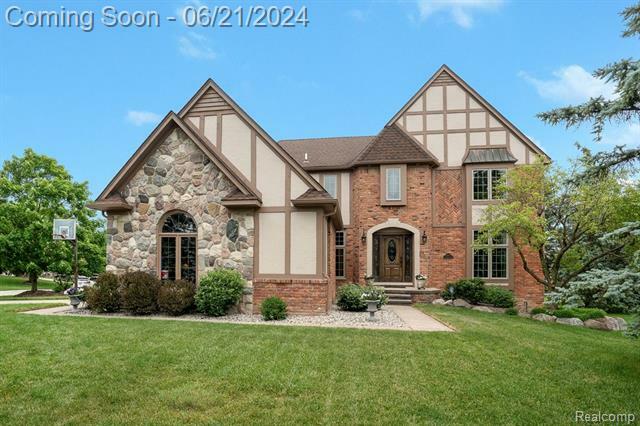 2072 Ridgefield Court  Rochester Hills MI 48306 photo