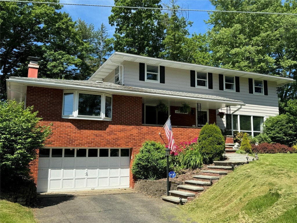 Property Photo:  7 Exeter Drive  NY 13760 