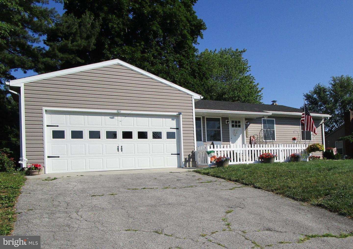 Property Photo: 1030 Littlestown Road PA 17340